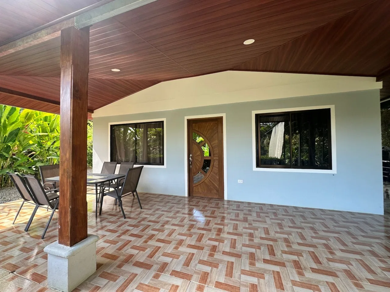 COMMERCIAL PROPERTY WITH TEN BEDROOMS NEAR TO THE EVERYTHING, IN UVITA – 0.42 ACRES, photo 5