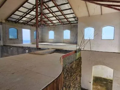 Spectacular Mountain-Top Estate with Unmatched 180° Lake & Volcano Views, photo 4