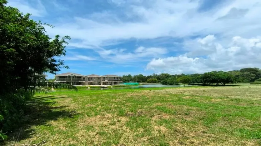 Exclusivo condominio con acceso directo a la playa y beach club, frente al mar en Playa Hermosa de Jacó, Costa Rica. Cercanía a restaurantes, ..., photo 12