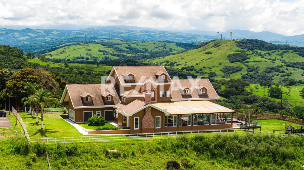 Mansion Morenas One of Costa Rica’s Most Extraordinary Private Estates in the Lake Arenal Highlands, photo 13