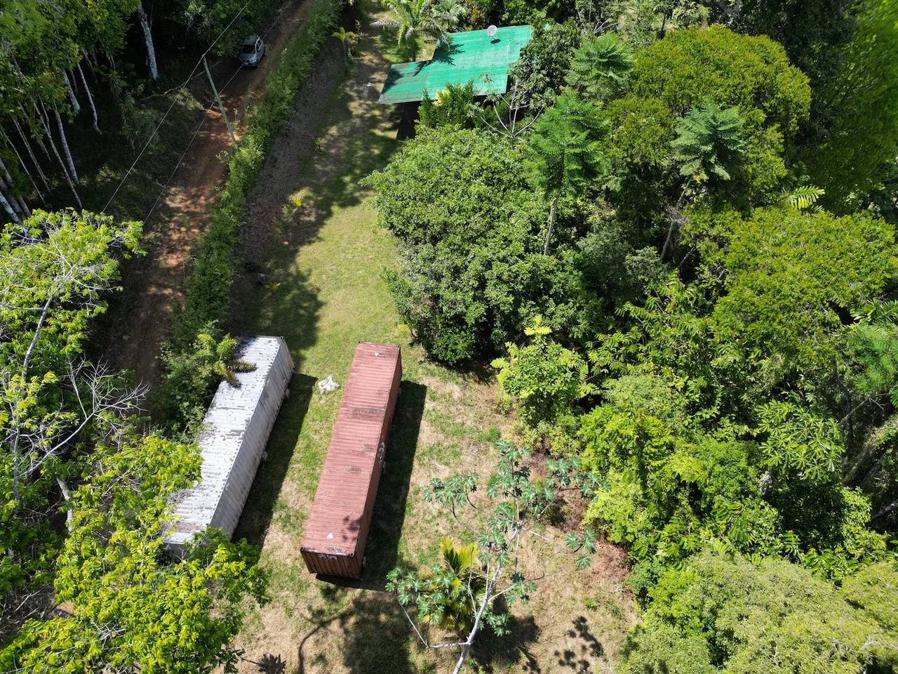 PROPERTY WITH ONE BEDROOM HOME AND EXTRA LOT BUILDING WITH NATURE VIEWS, IN LA FLORIDA BARU – 2.5 ACRES, photo 2