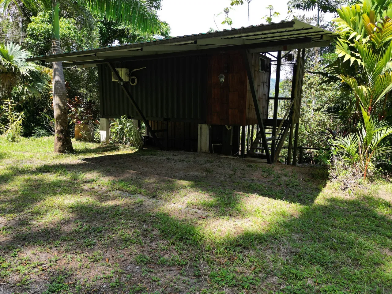 PROPERTY WITH ONE BEDROOM HOME AND EXTRA LOT BUILDING WITH NATURE VIEWS, IN LA FLORIDA BARU – 2.5 ACRES, photo 7