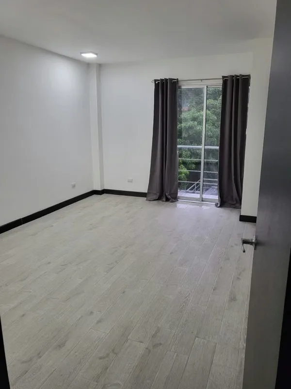 Casa en Venta de 3 Habitaciones con Jardín KVV, photo 15