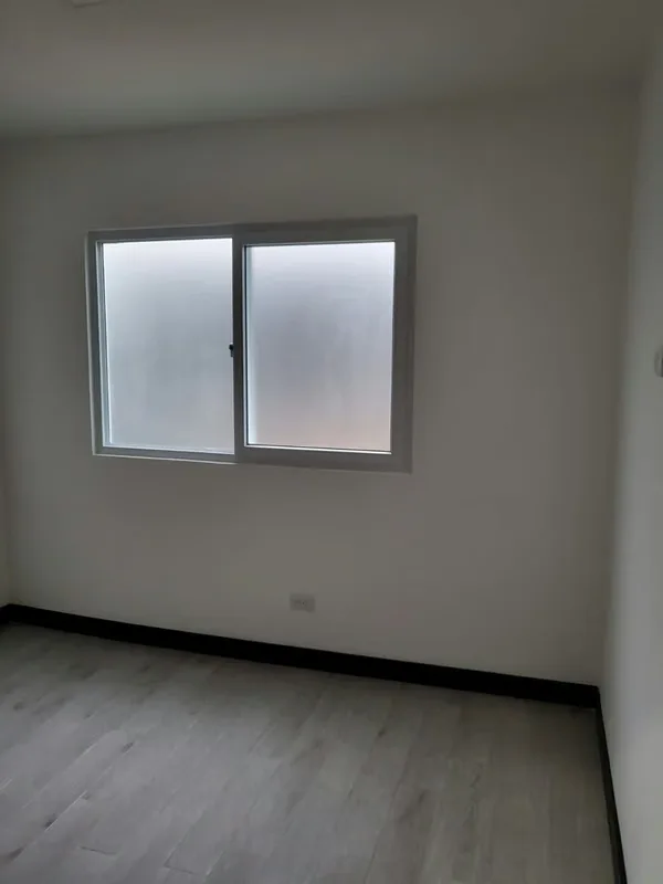 Casa en Venta de 3 Habitaciones con Jardín KVV, photo 9