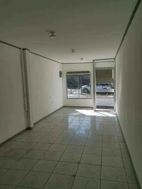 Alquiler de local en zona céntrica y de alto tránsito, ideal para emprender tu negocio o seguir creciendo ya que por su ubicación estratégica permite atraer y captar un mayor ..., photo 12