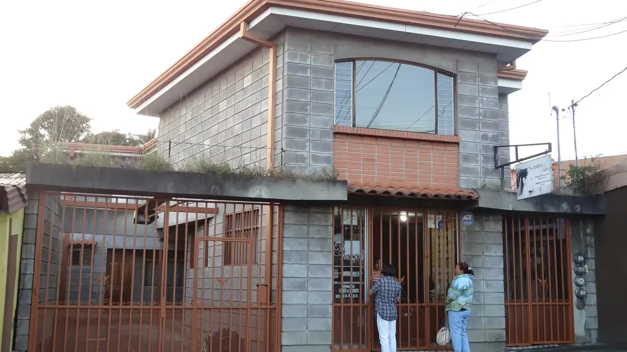 Apartamento cercano a UNA Heredia