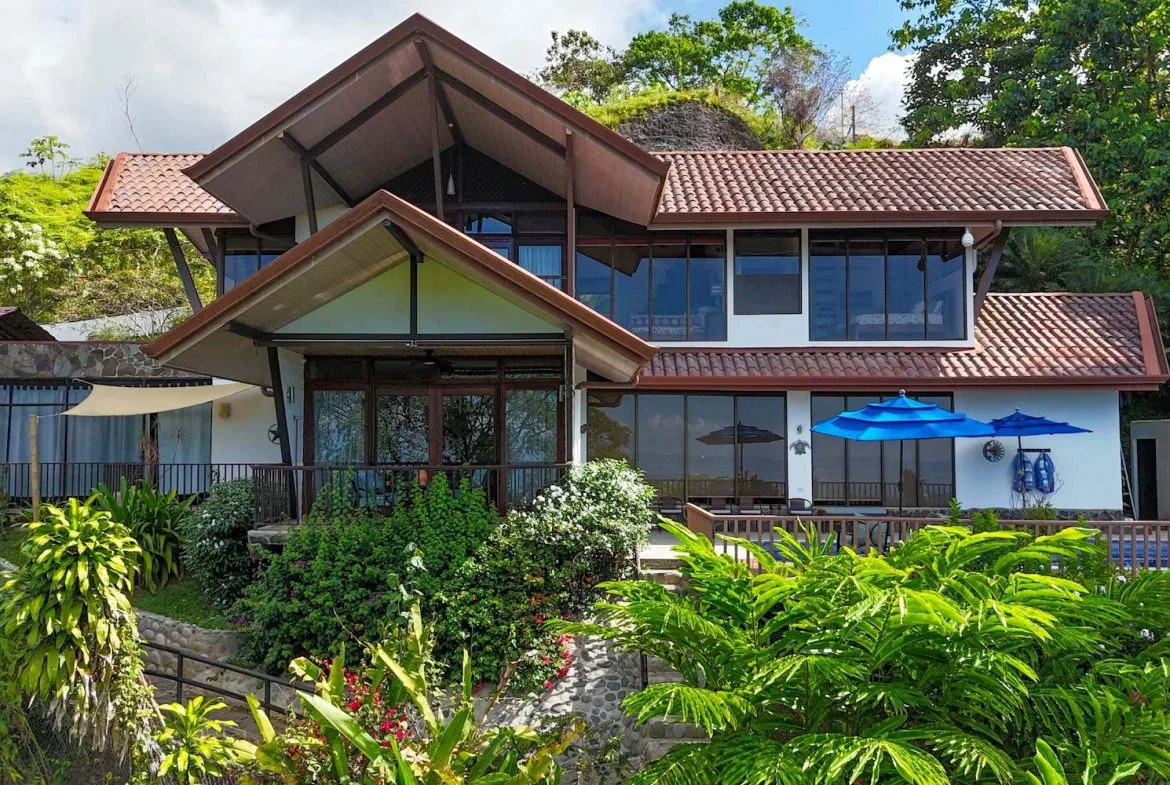 MOUNTAIN PROPERTY WITH FOUR BEDROOM WITH OCEAN VIEWS, IN OJOCHAL – 0.37 ACRES, photo 2