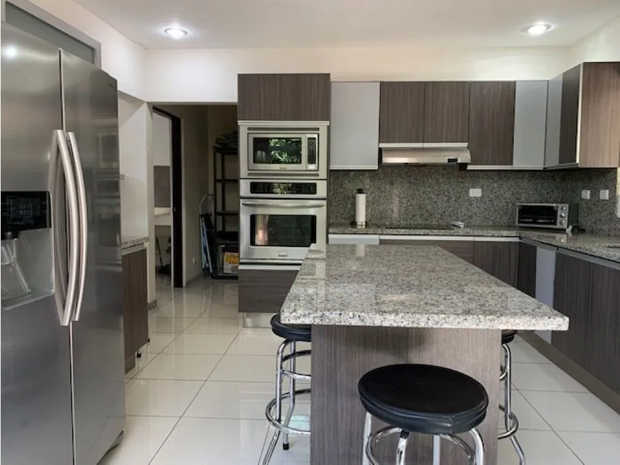 Moderna y Amplia casa Amueblada en Alquiler, photo 9