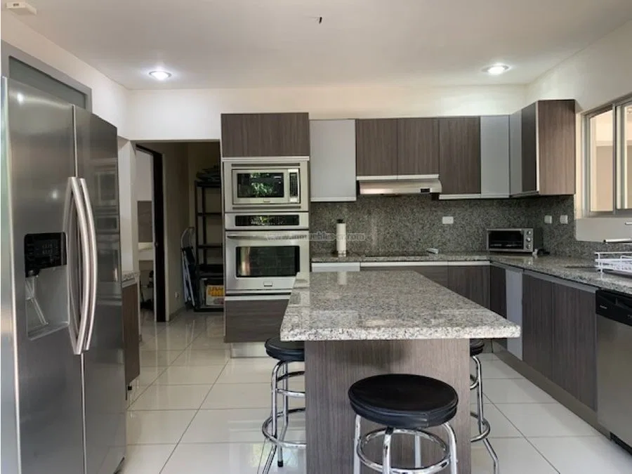 Moderna y Amplia casa Amueblada en Alquiler, photo 10