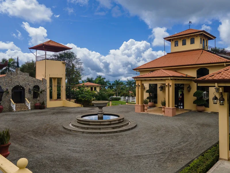 19 Bed Single Family Homes For Sale in Perez Zeledon, photo 11