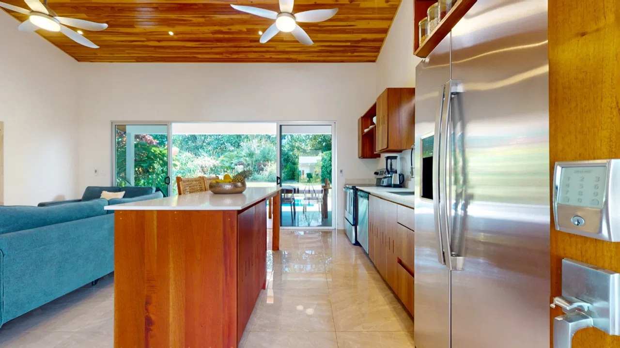 TURNKEY 2-BEDROOM RENTAL PROPERTY WITH PRIVATE POOL AND PROVEN INCOME POTENTIAL, photo 11