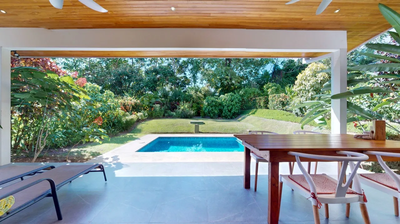 TURNKEY 2-BEDROOM RENTAL PROPERTY WITH PRIVATE POOL AND PROVEN INCOME POTENTIAL, photo 3