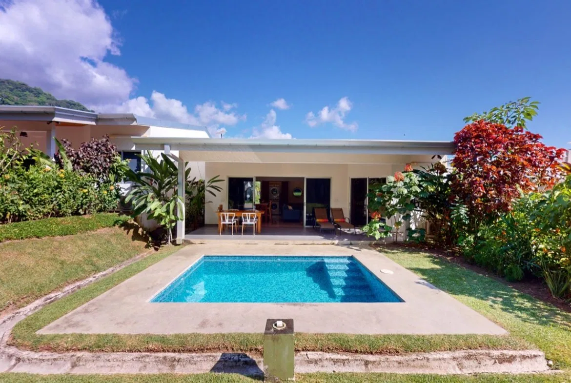 TURNKEY 2-BEDROOM RENTAL PROPERTY WITH PRIVATE POOL AND PROVEN INCOME POTENTIAL, photo 6