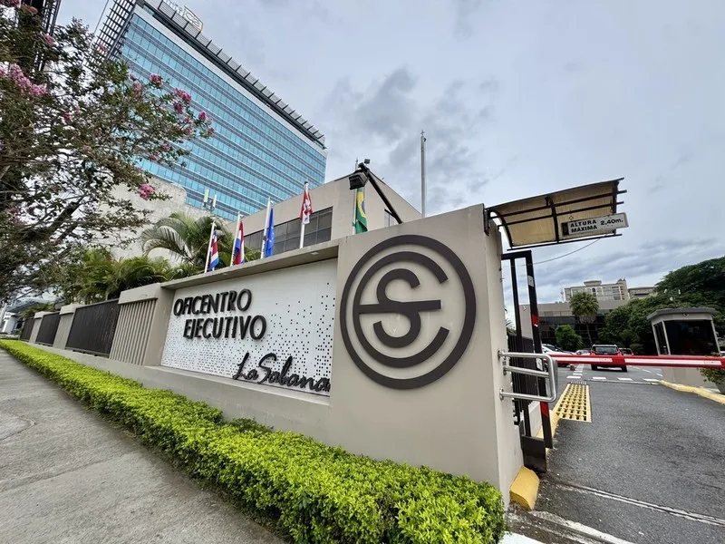 2 Bed Commercial For Sale in La Sabana, photo 13