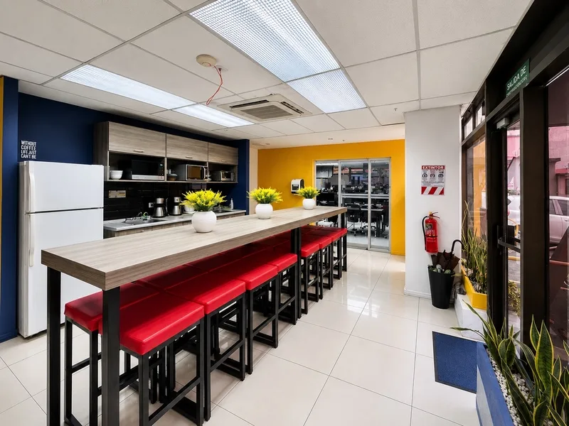 2 Bed Commercial For Sale in La Sabana, photo 8
