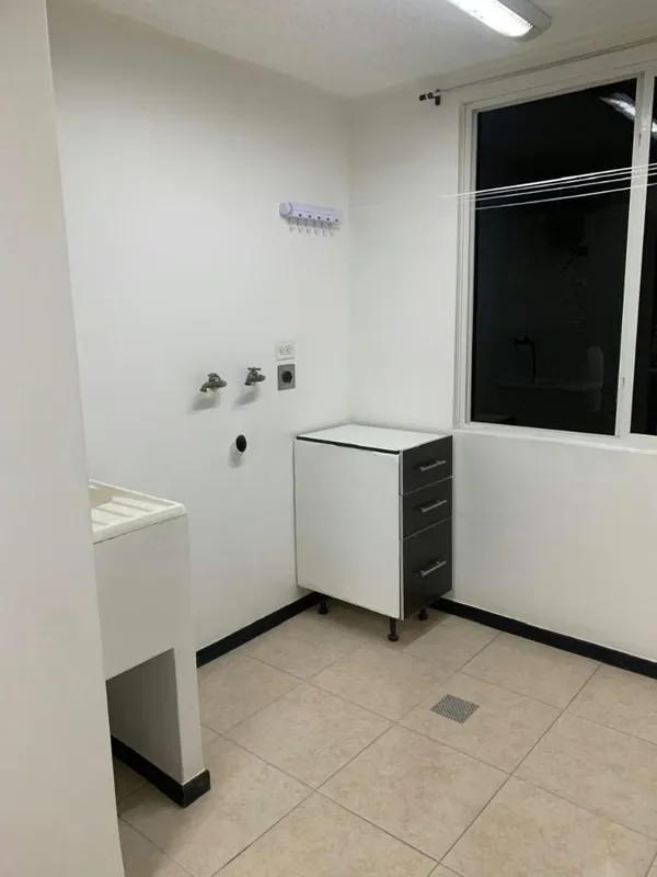 Rebajado !! Apartamento en concasa para alquiler : Condominio Villas del Campo,segundo piso ,disponible a partir del 15 de setiembre , 2 parqueos , uno techado, photo 3