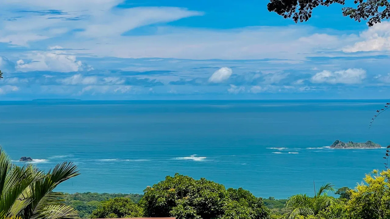 PROPERTY WITH 3  VILLAS IN PERLA THE BALLENA – 1.71 ACRES, photo 11