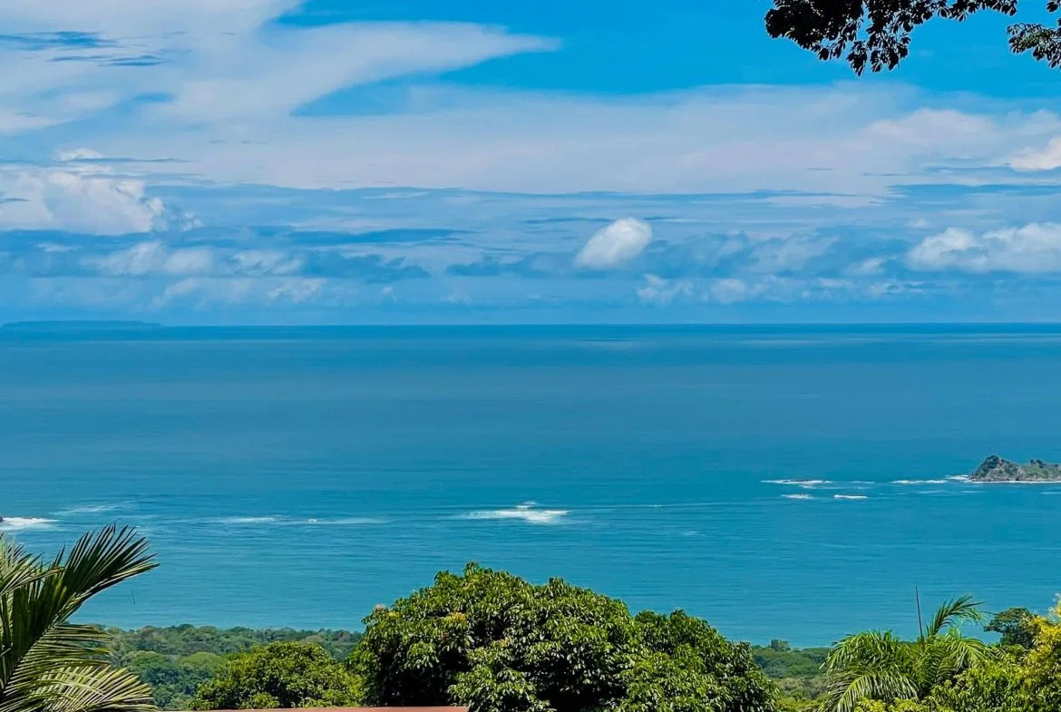 PROPERTY WITH 3  VILLAS IN PERLA THE BALLENA – 1.71 ACRES, photo 12