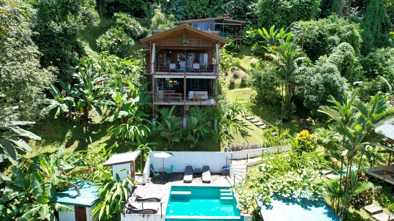 PROPERTY WITH 3  VILLAS IN PERLA THE BALLENA – 1.71 ACRES, photo 3
