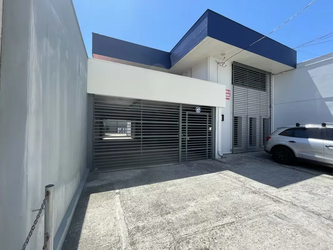 COMMERCIAL BUILDING FOR SALE OR RENT SABANA OESTE CODE JV465