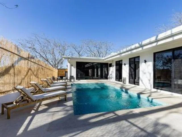 Casa Relajado, Tropical Modern Home in Tamarindo!
