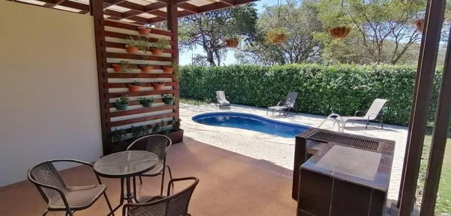 Venta de Propiedad con 3 apartamentos Equipados en lote de 1013 m2 en Tamarindo Guanacaste MGA - Venta en Tamarindo, photo 4