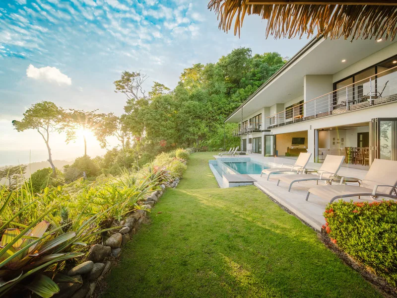 5 Bed Single Family Homes For Sale in Dominical