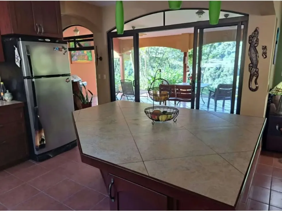 SE VENDE CASA DE 3 HABITACIONES EN LAS MONTAÑAS DE PURISCAL, photo 6