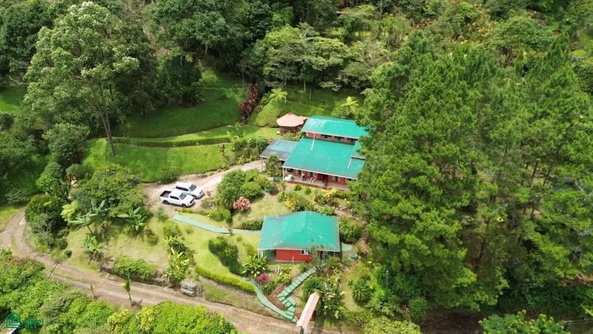 San Rafael de Santa Cruz, Turrialba, Cartago 30501