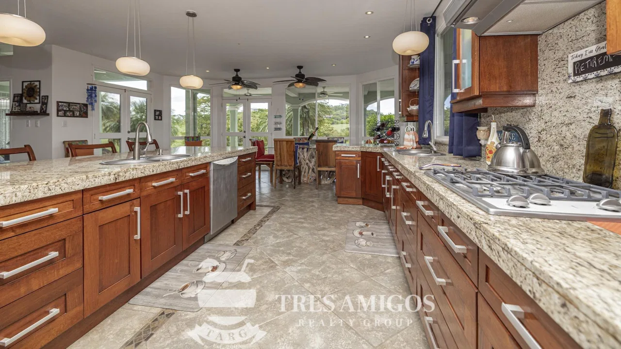 SUNSET VILLA, photo 18