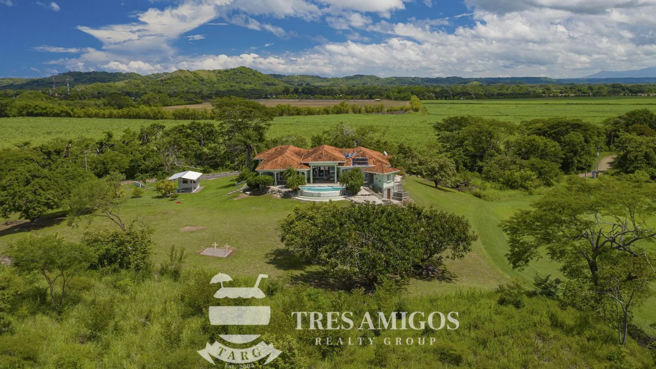 SUNSET VILLA, photo 25