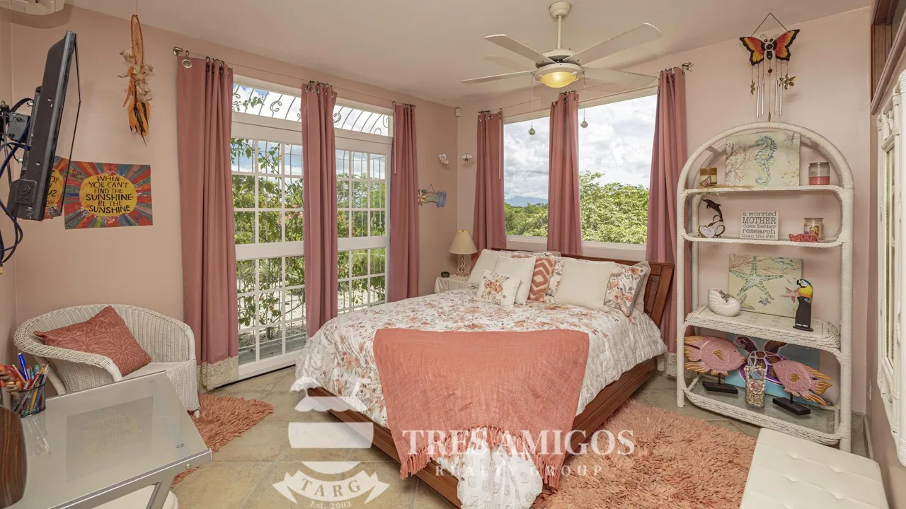 SUNSET VILLA, photo 33