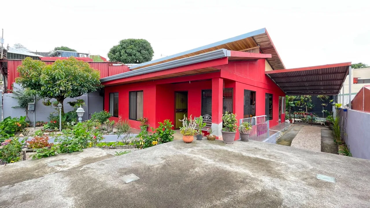 Se vende hermosa casa en Condominio ubicado en Bolivar de Grecia. Nuevo Precio: colones. Hermosa y amplia propiedad con 312 m2 de terreno y 312 m2 de construccion, disenada para ..., photo 21