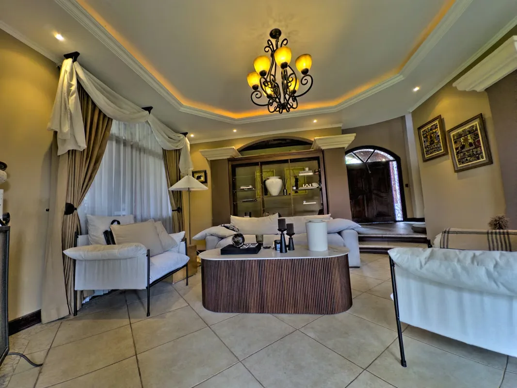 CASA EN VENTA COLINAS DE MONTEALEGRE QUE COMBINA LUJO UBICACIÓN Y DISEÑO, photo 6