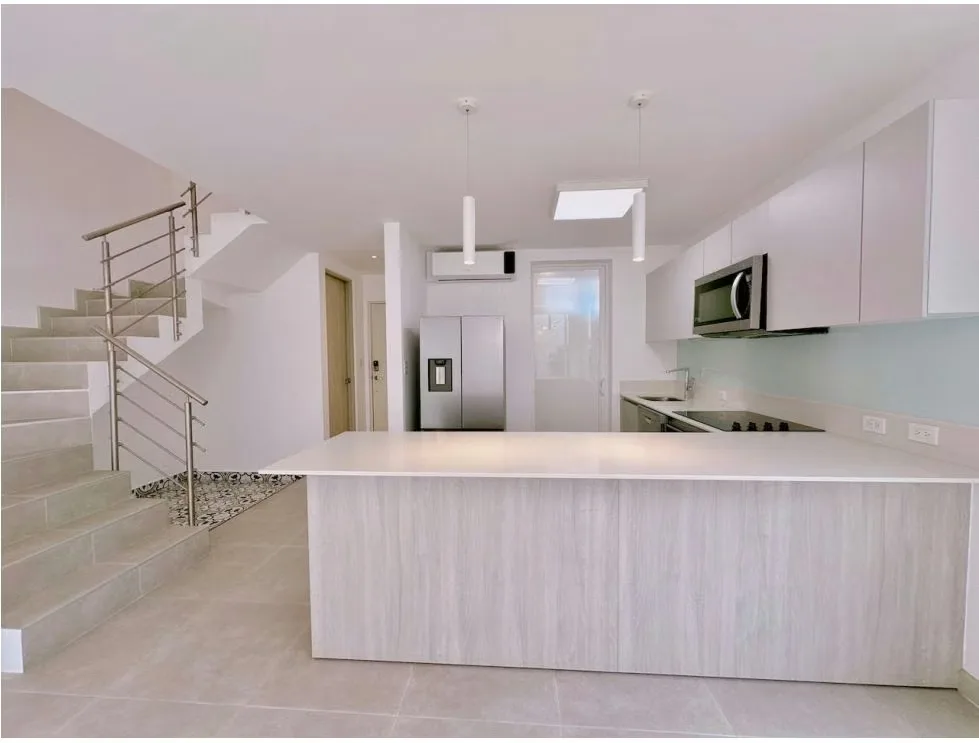 House for rent with appliances in Belén, Heredia.