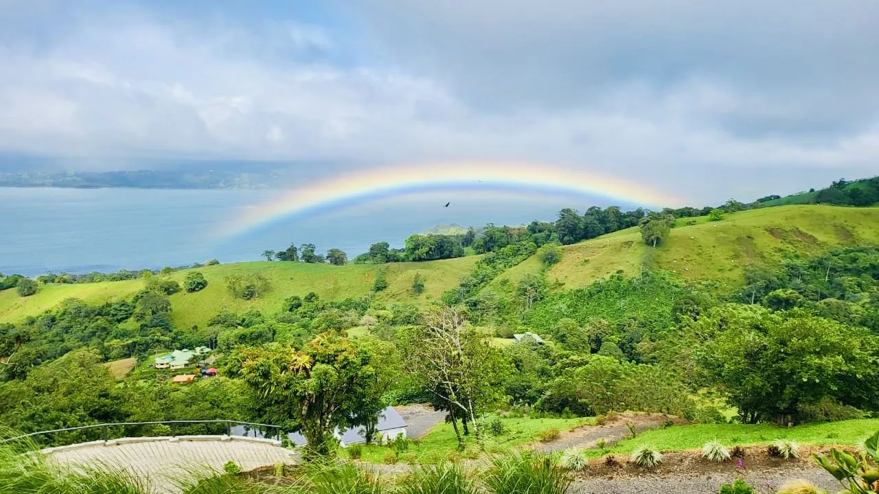 Architectural Mountain Hospitality Estate with Six Private Villas, Indoor Pool &amp; Panoramic Lake Arenal Views, photo 4