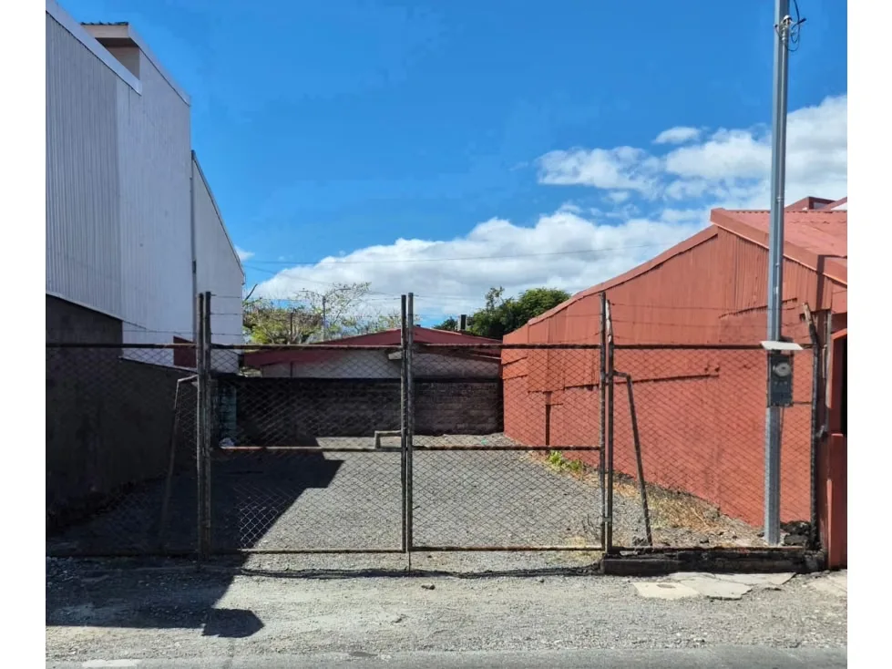 Lote en venta en Heredia Centro – Uso de suelo mixto y excelente potencial de inversión