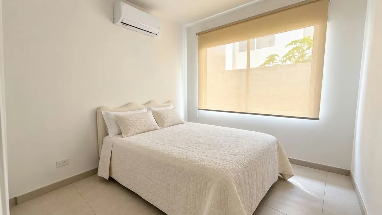 Casa en venta en Condominio Nasara, Piedades de Santa Ana | 3 habitaciones, patio y 3 parqueos, photo 3