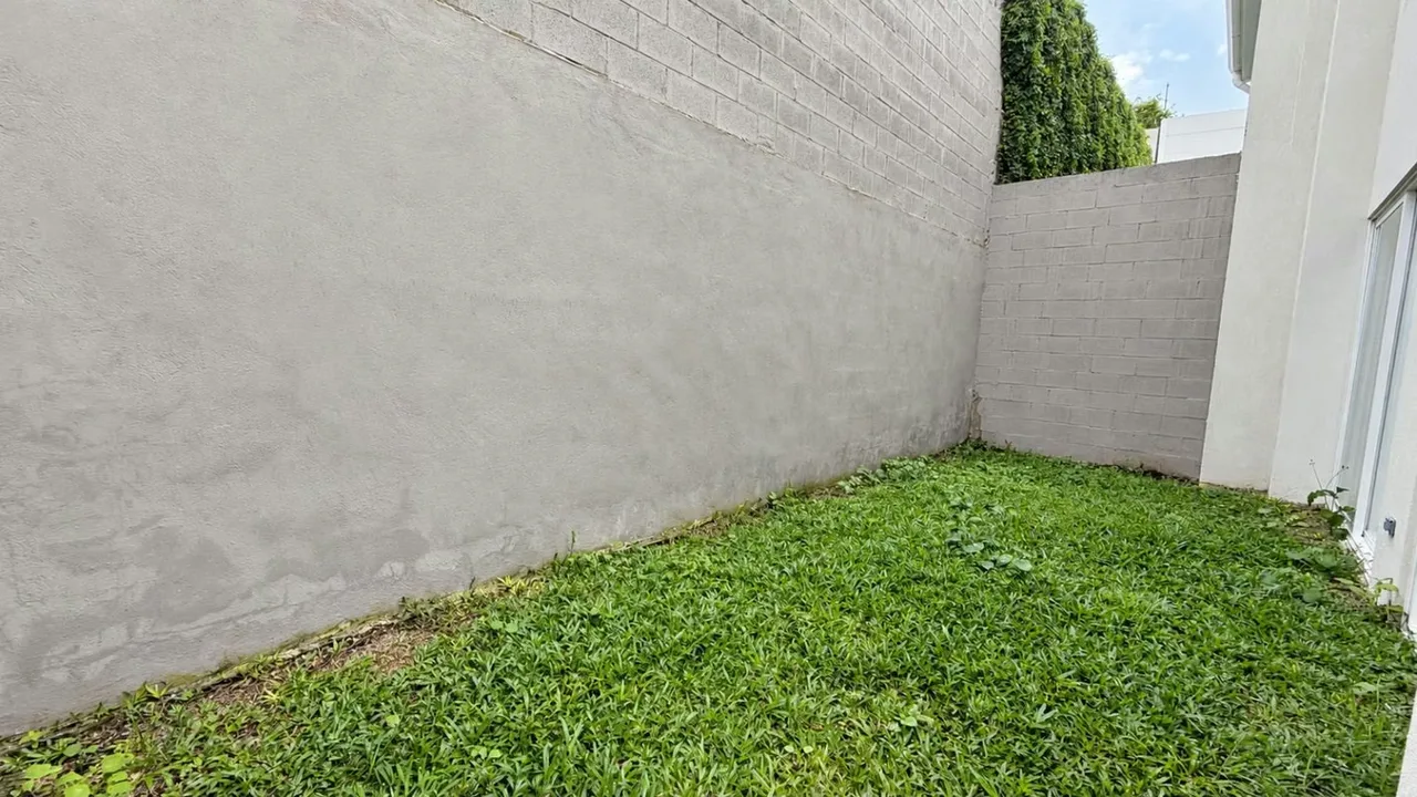 Casa en venta en Condominio Nasara, Piedades de Santa Ana | 3 habitaciones, patio y 3 parqueos, photo 9