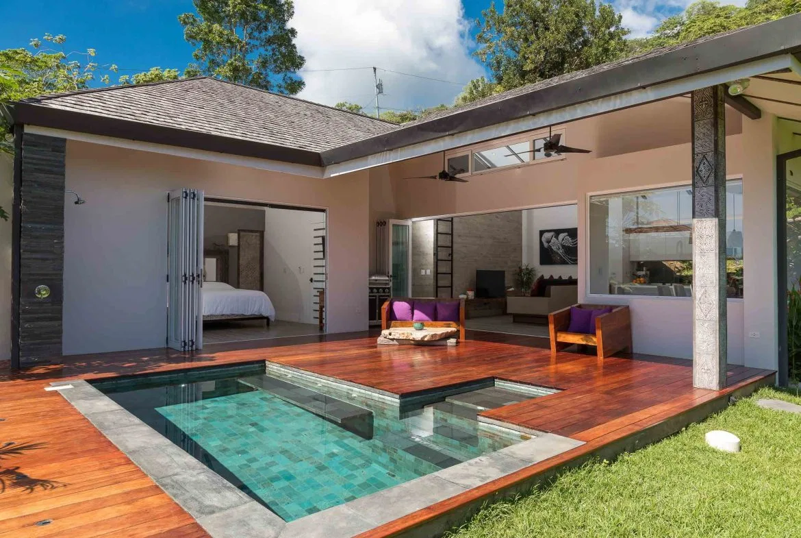 CASA CAPUNG PROPERTY WITH TWO BEDROOM AND MOUNTAIN VIEWS, IN ESCALERAS – 0.28 ACRES, photo 2