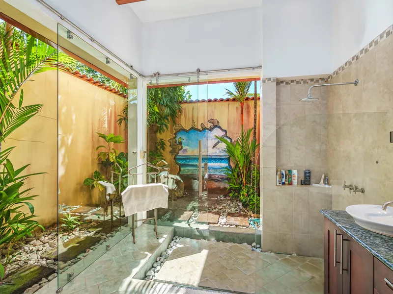 7 Bed Single Family Homes For Sale in Playa Negra, photo 13