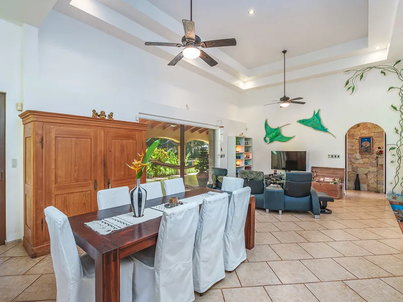 7 Bed Single Family Homes For Sale in Playa Negra, photo 10