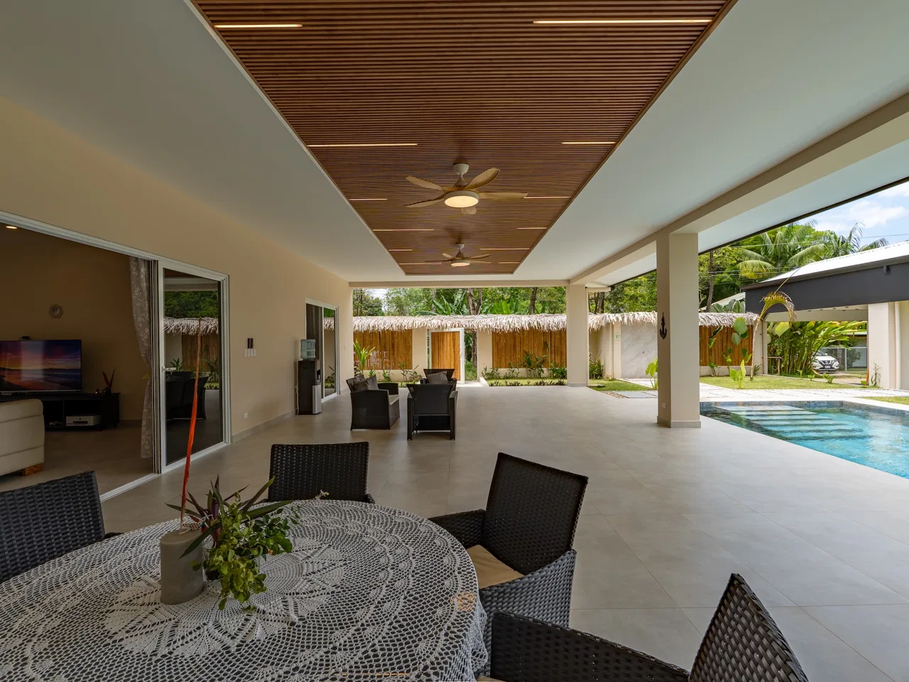 LUXURY PROPERTY WITH THREE BEDROOMS NEAR TO THE TOWN, IN BAHIA BALLENA – 0.15 ACRES, photo 17
