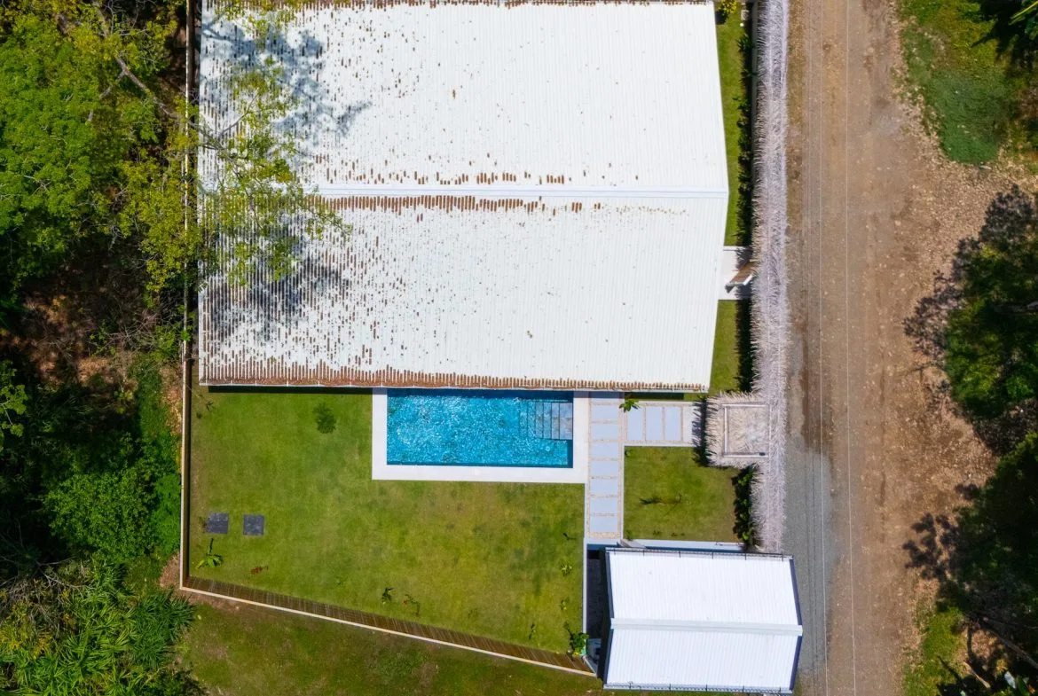 LUXURY PROPERTY WITH THREE BEDROOMS NEAR TO THE TOWN, IN BAHIA BALLENA – 0.15 ACRES, photo 4