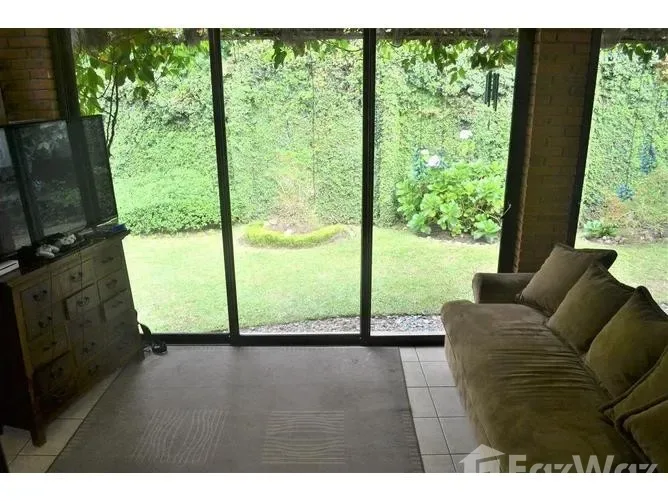 4 Bedroom House for Sale at Escazú for $350,000, photo 6