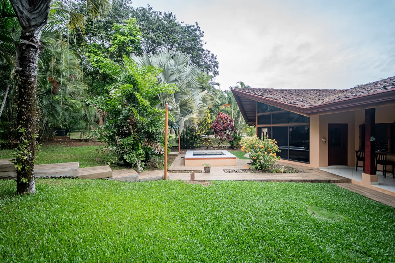 Casa Garcia - 2BR 2BA House Plus Guest House, photo 2
