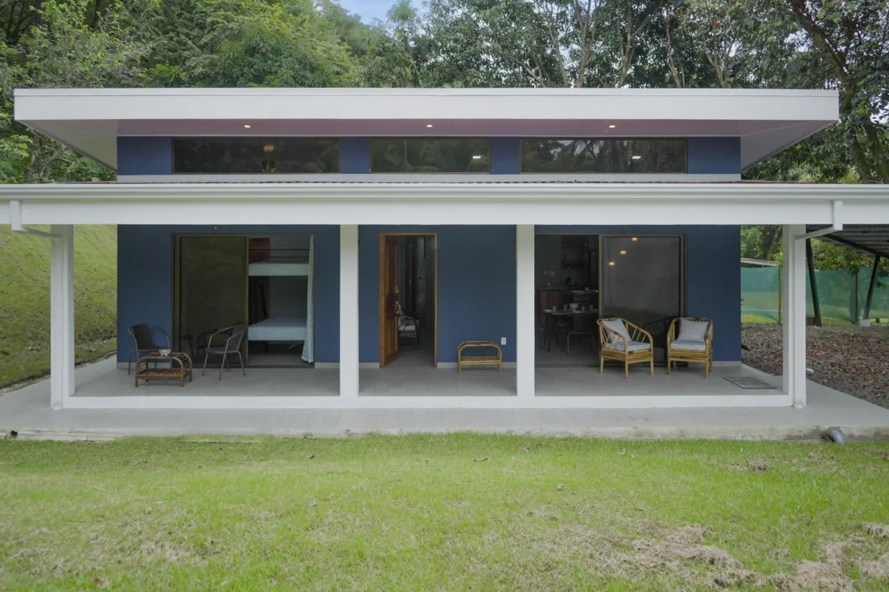 HOUSE AND SMALL TICO STYLE GUEST HOUSE – 1.6 ACRES