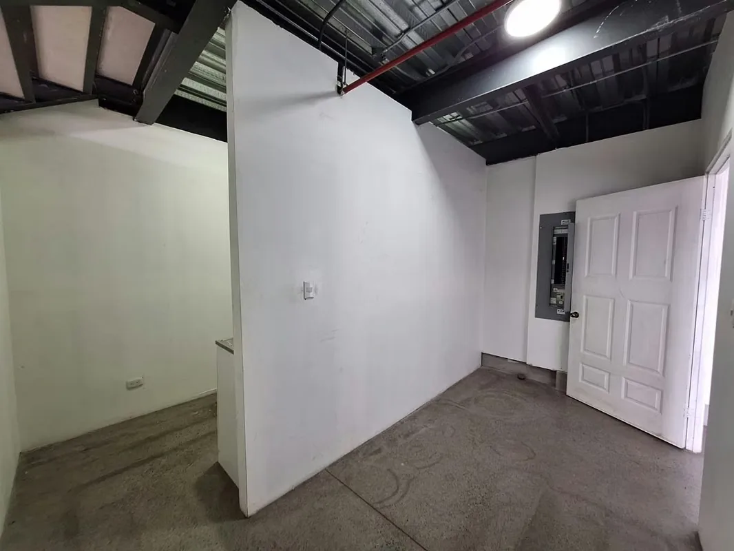 Commercial space 161m² in Lindora | On the Boulevard | For Sale or Rent, photo 11