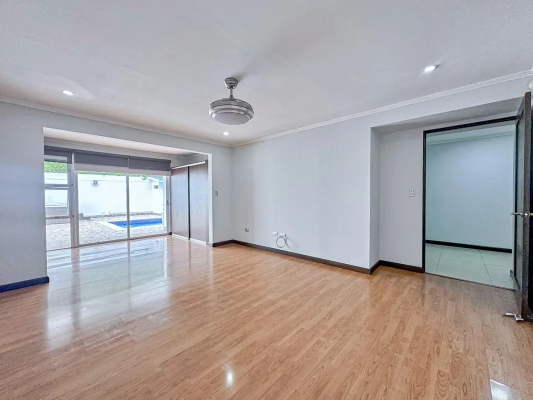 Welcome to Casa Anonos Breezes a one level home with a pool for sale in Escazu, Costa Rica. Casa Anonos Breezes boasts modern décor and a poolside outdoor terrace. Casa Anonos Breezes ..., photo 11