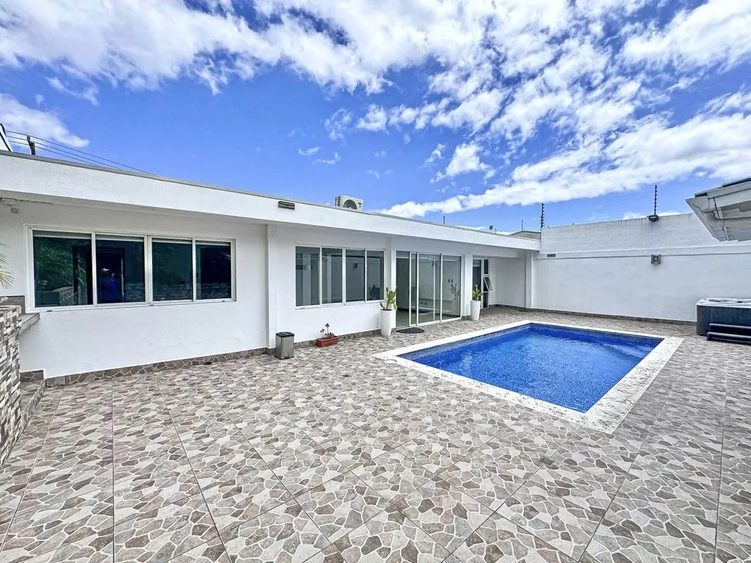 Welcome to Casa Anonos Breezes a one level home with a pool for sale in Escazu, Costa Rica. Casa Anonos Breezes boasts modern décor and a poolside outdoor terrace. Casa Anonos Breezes ..., photo 3